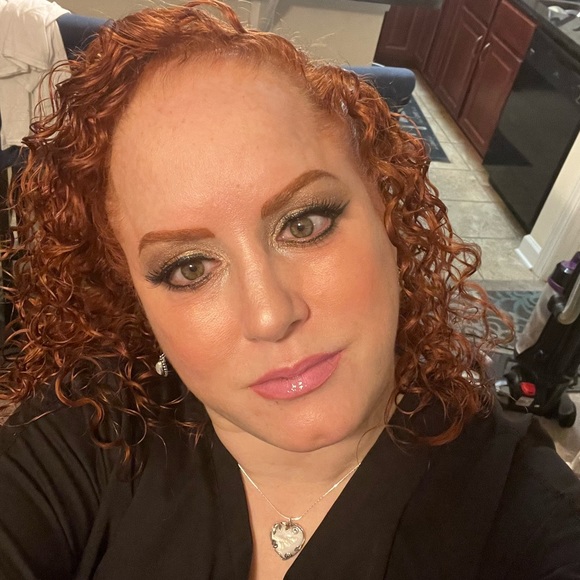 Meet your Posher, Claire🦂🐍🍀♏️☯️Celebrate this chance to be Alive & Breathing! - Picture 15 of 16